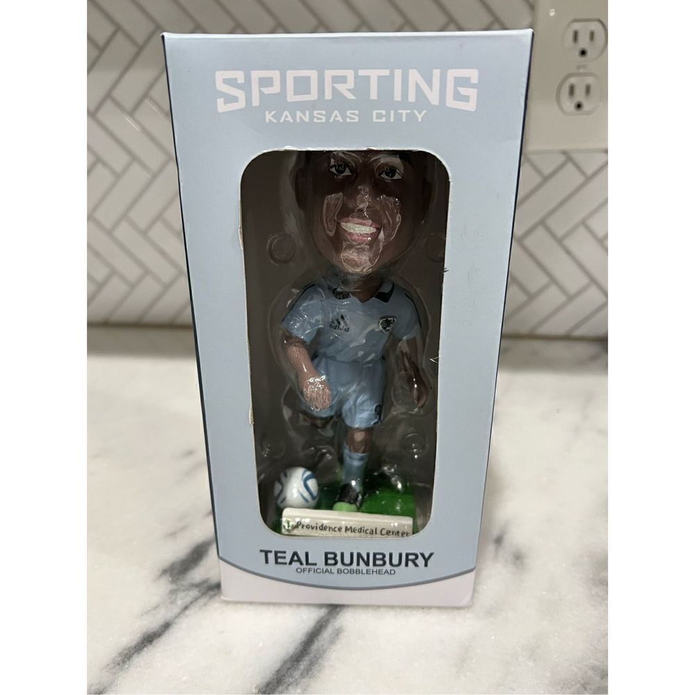 Teal Bunbury Bobblehead Sporting Kansas City MLS Soccer # 9 W/Box July 30